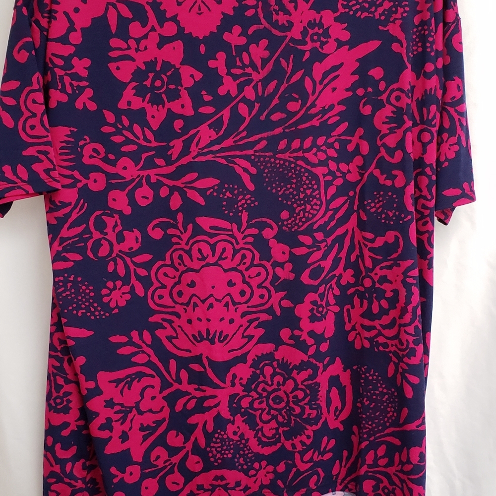 Women's Navy & Fuchsia Floral Short Sleeve Top